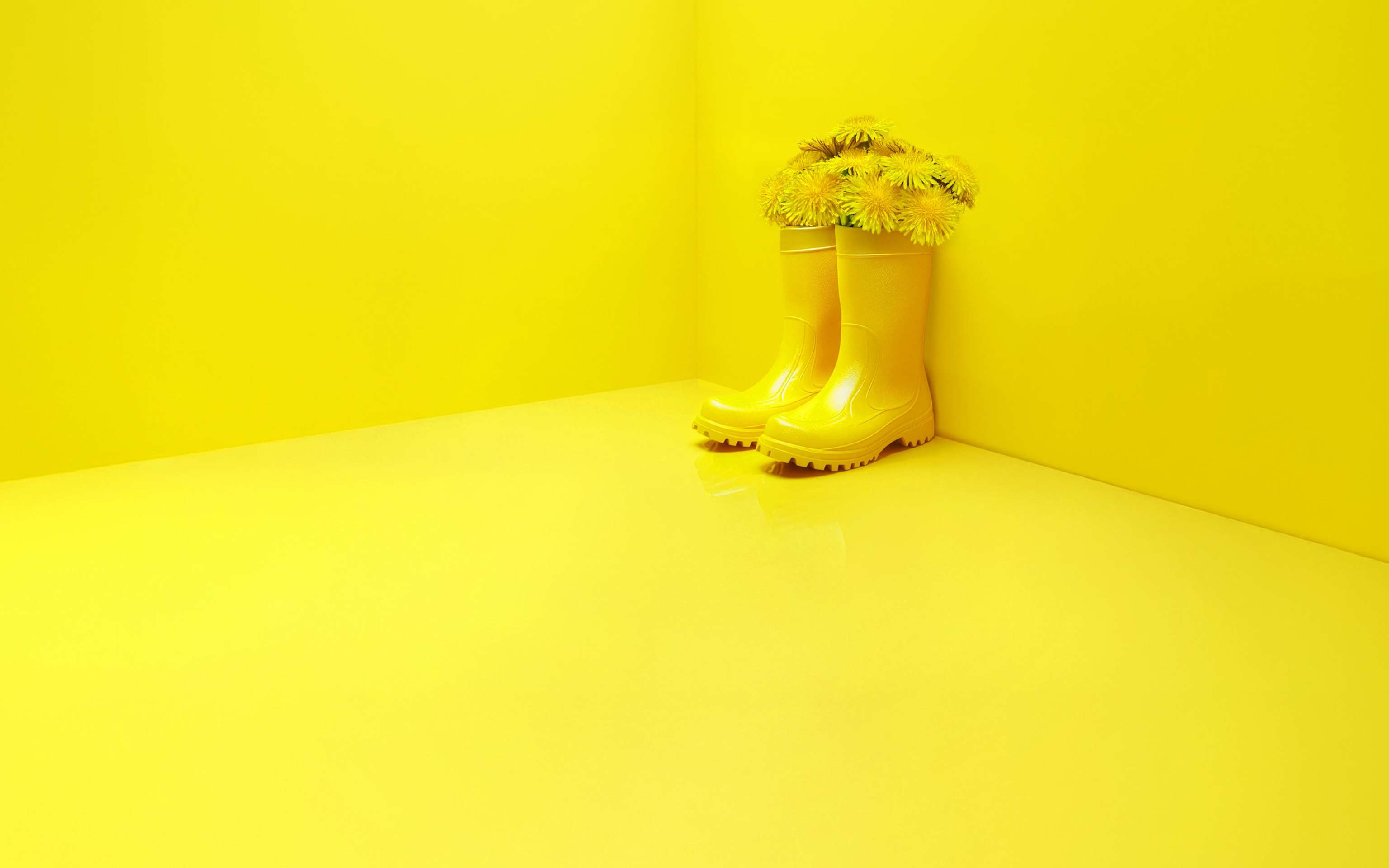 Grüner Strom für dein Gewerbe kommt von Yello Gelber Raum mit Gummistiefel in denen Blumen stecken - KI Generiert